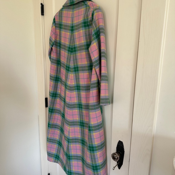 Vintage 100% wool lightweight plaid belted trench coat — truly one of a kind! - Picture 15 of 15